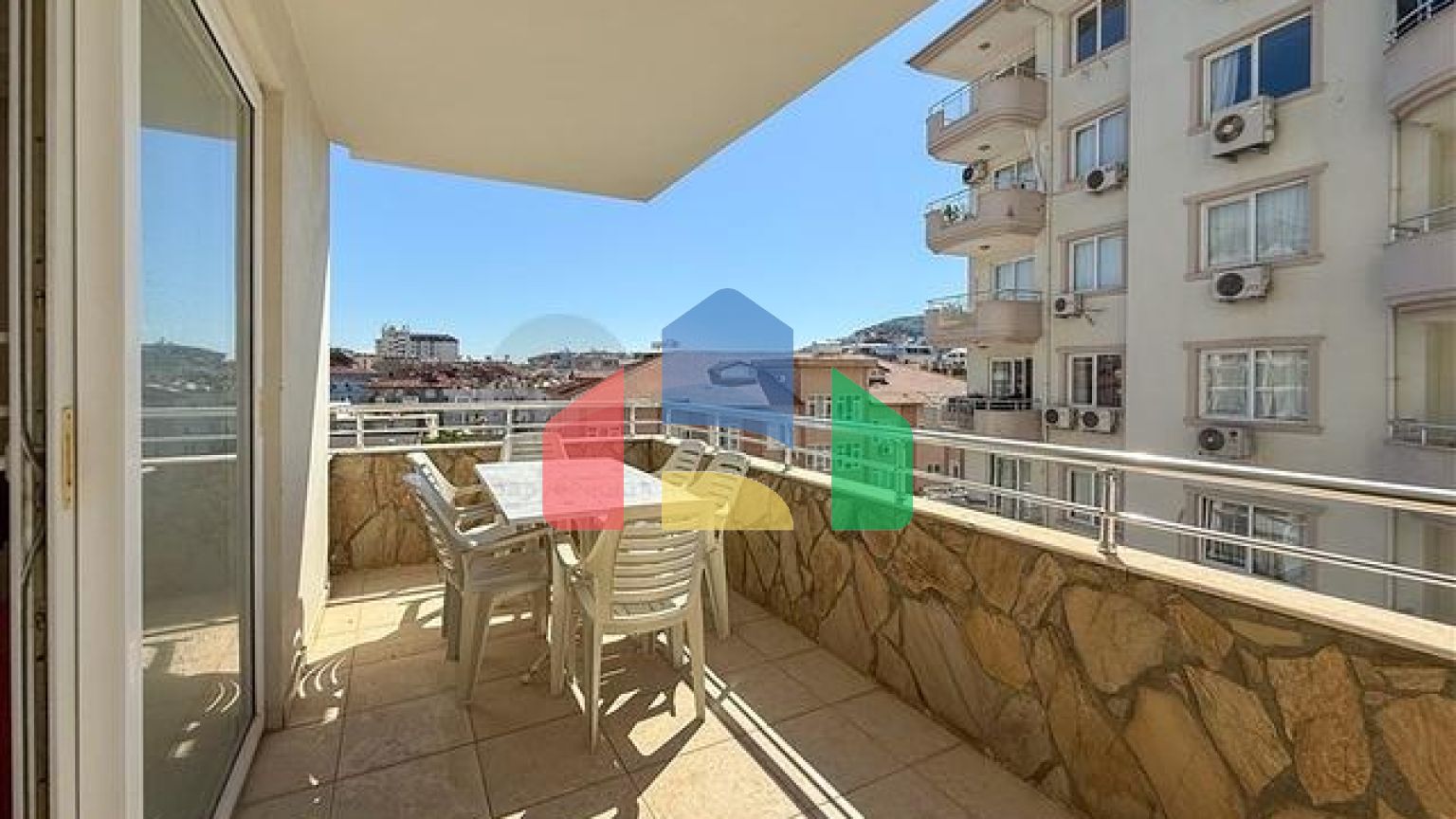 Просторная квартира 2+1 на пляже Клеопатры