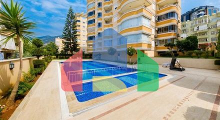 Просторная меблированная квартира 2+1 в районе Аланья центр