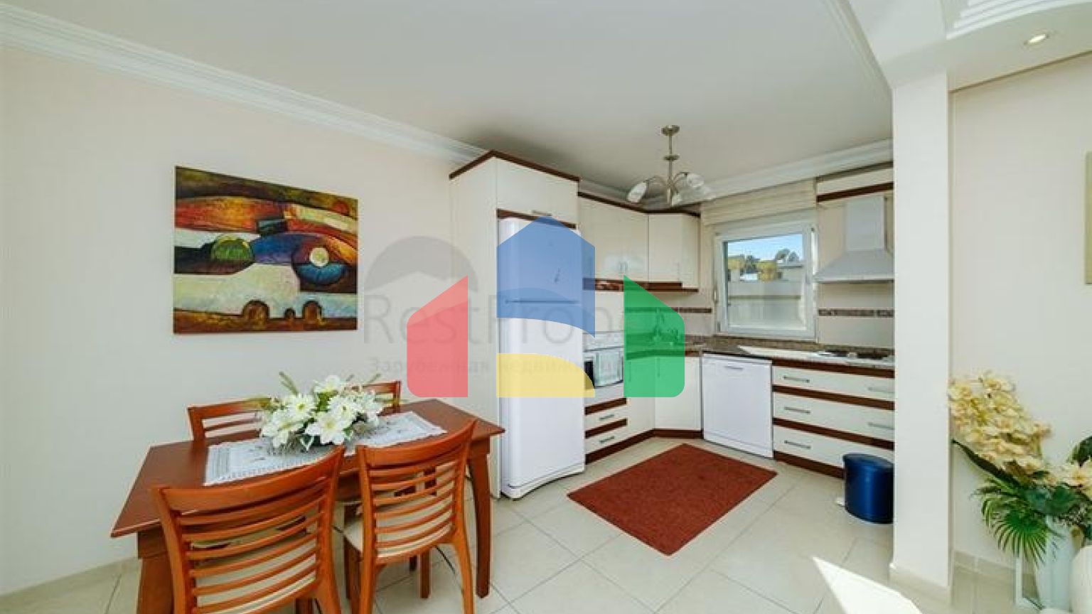 Просторная меблированная квартира 2+1 в районе Аланья центр