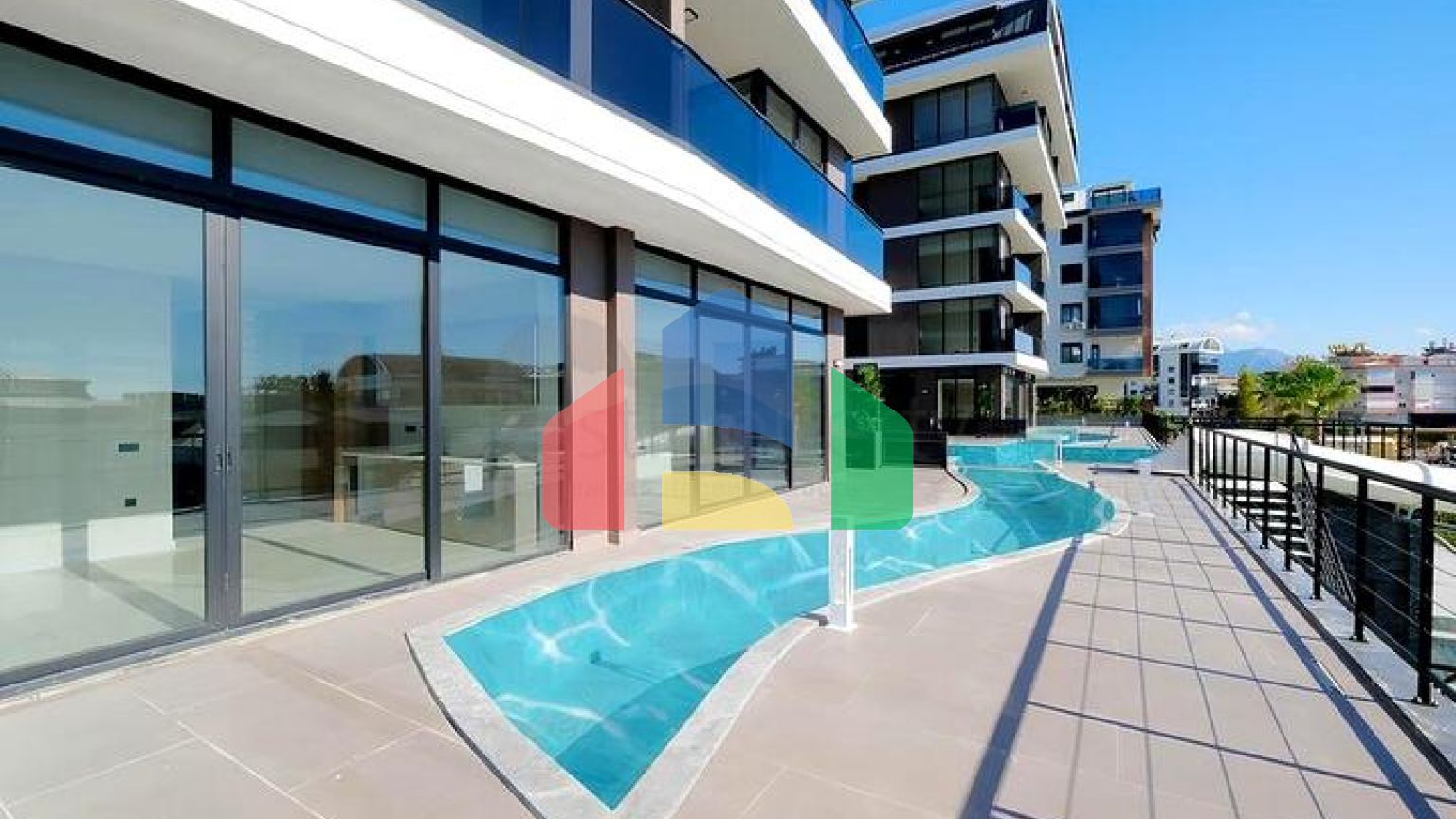 Современная квартира 2+1 в новом жилом комплексе района Клеопатра