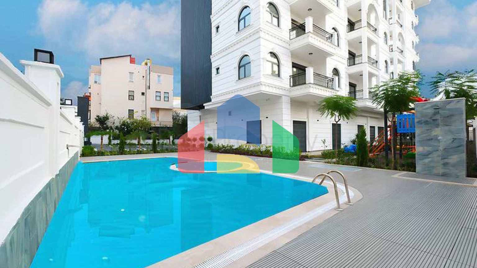 Пентхаус 3+1 в новом современном комплексе в центре Аланьи