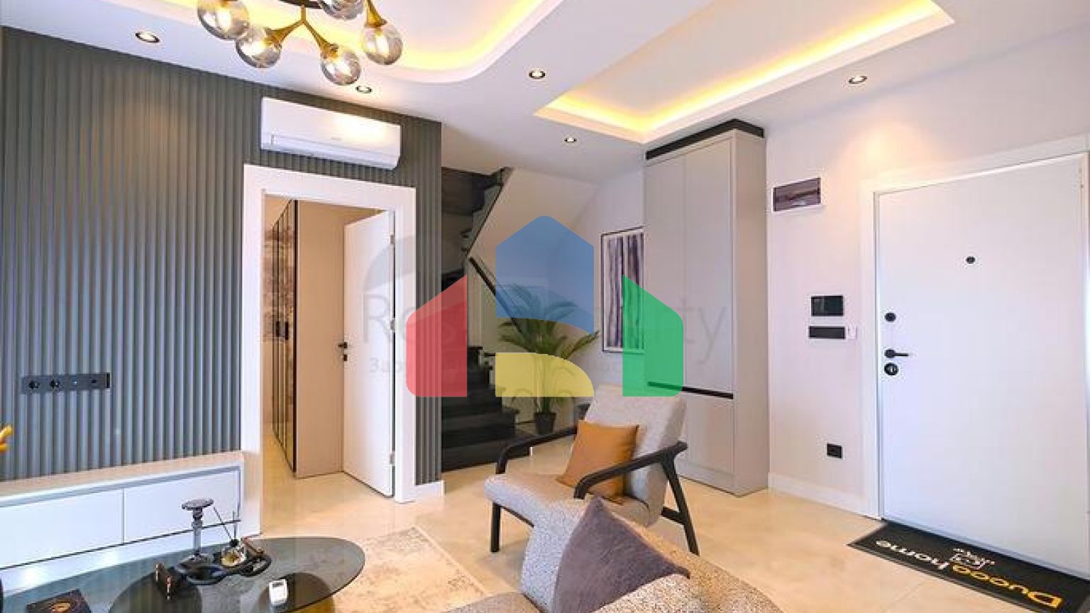 Пентхаус 3+1 в новом современном комплексе в центре Аланьи