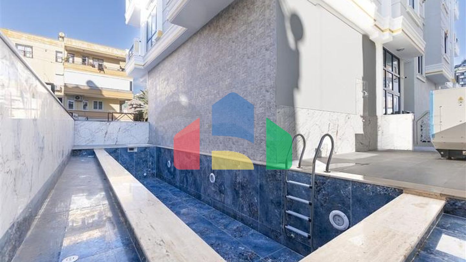 Двухкомнатная квартира 1+1 в районе Клеопатра, Аланья