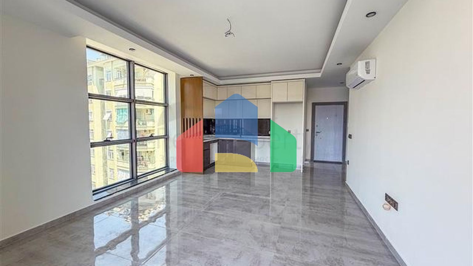 Современная квартира 2+1 в новом жилом доме района Клеопатра