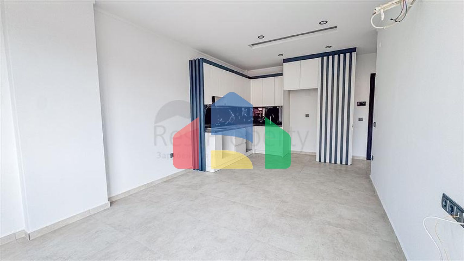 Двухкомнатная квартира 1+1 в центре Аланьи рядом с городской жизнью