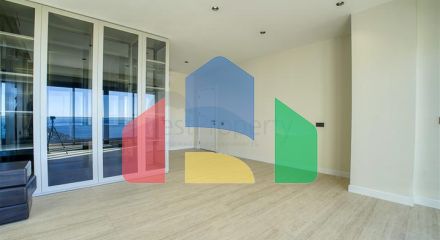 Шестикімнатна вілла 4+2 з приватним басейном в центрі Аланії