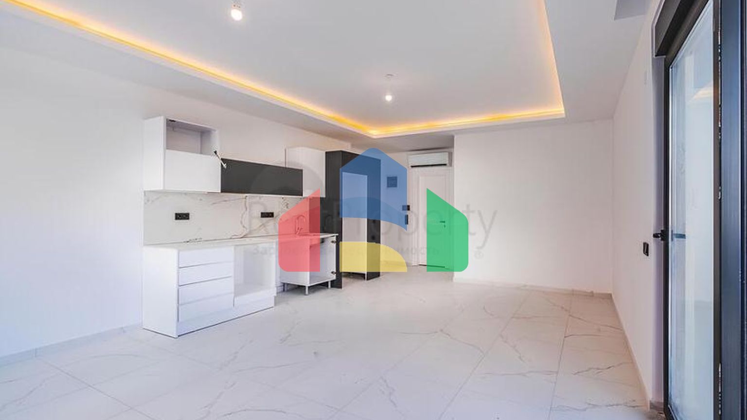 Современная квартира 1+1 в центре Аланьи