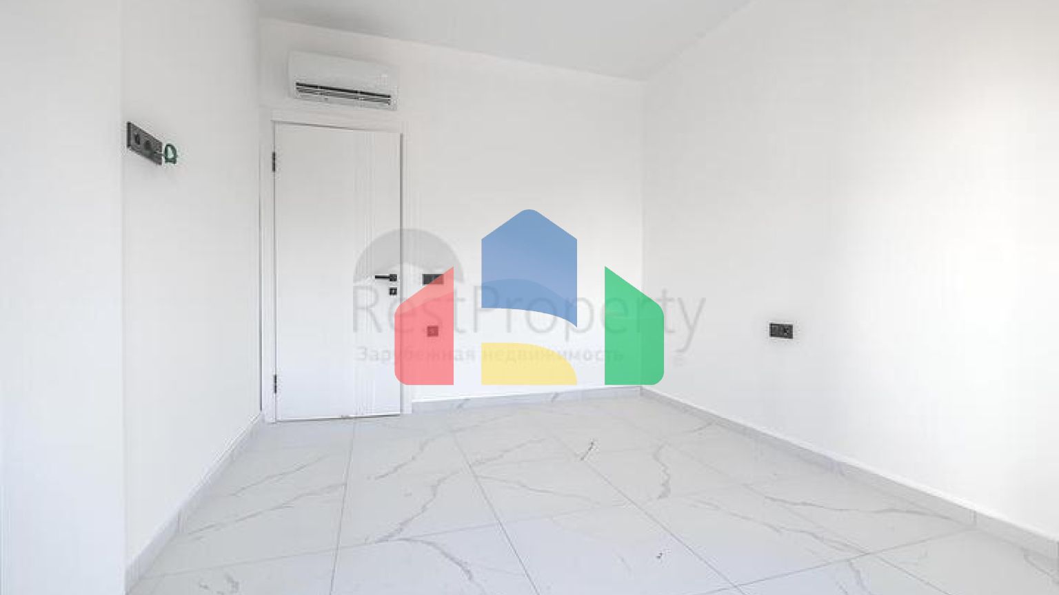 Современная квартира 1+1 в центре Аланьи