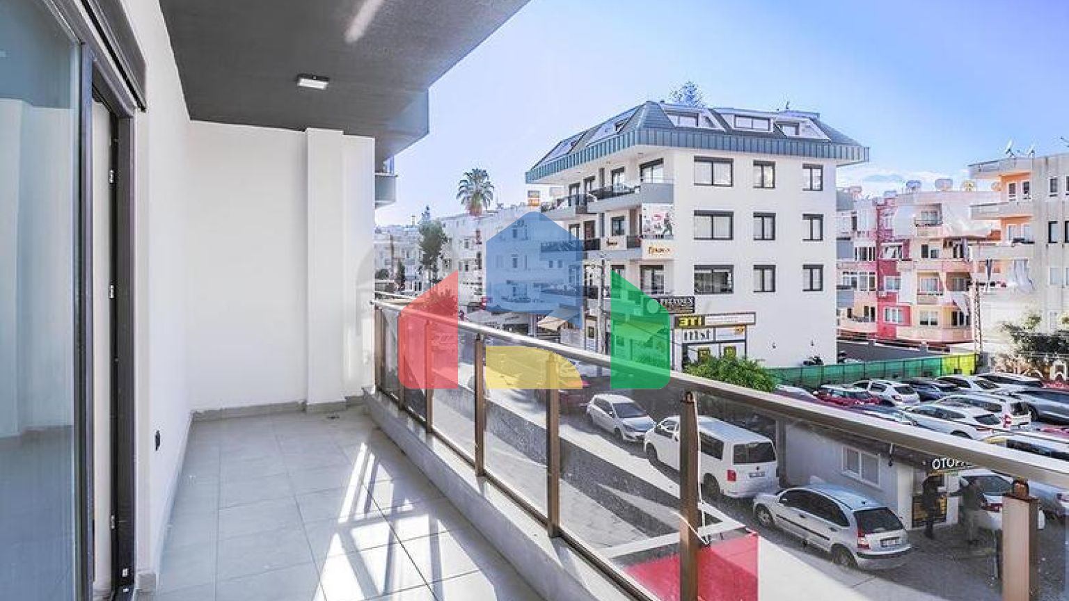 Современная квартира 1+1 в центре Аланьи