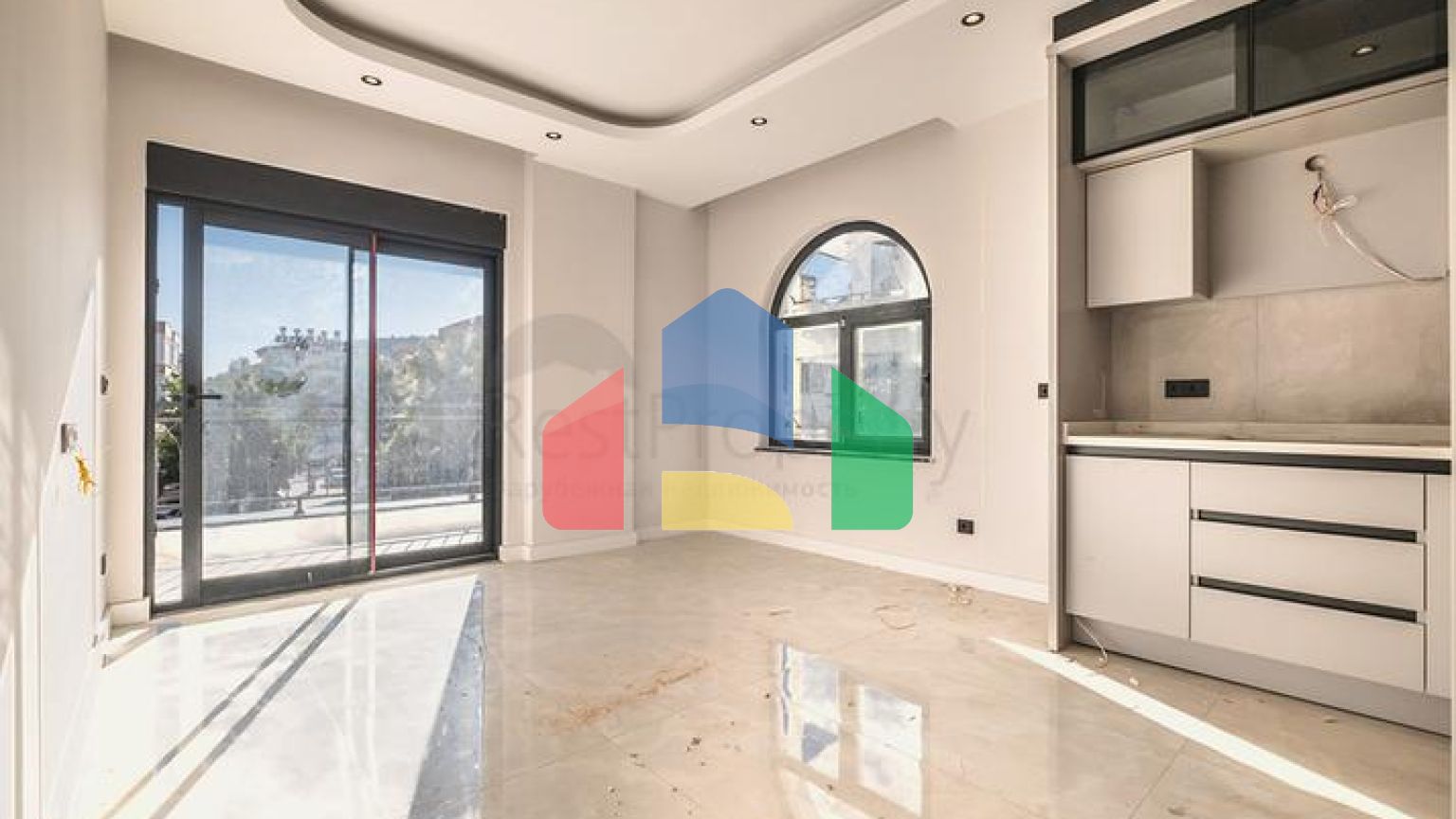 Современный объект в новом жилом проекте в районе Аланья центр