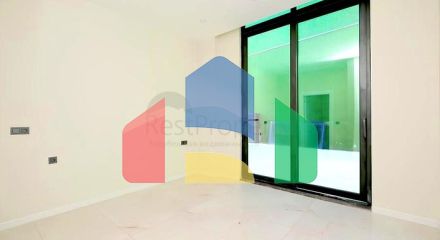 Современный дуплекс 3+1 с приватным садовым уровнем в престижной части Аланьи