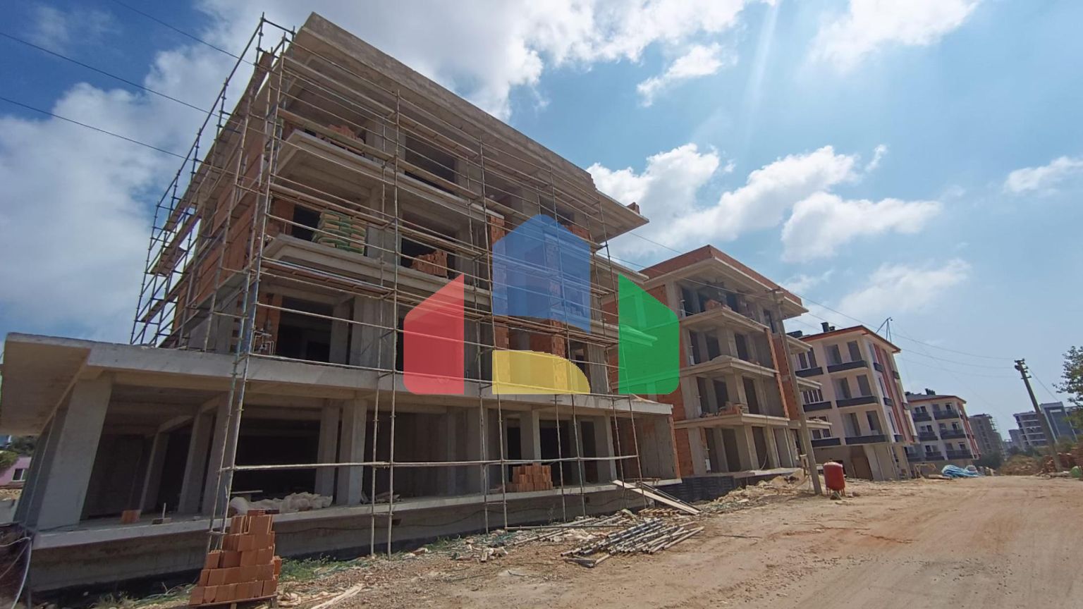 Квартиры в комплексе Golden Dear I, Анталия ( район Алтынташ-Аксу)