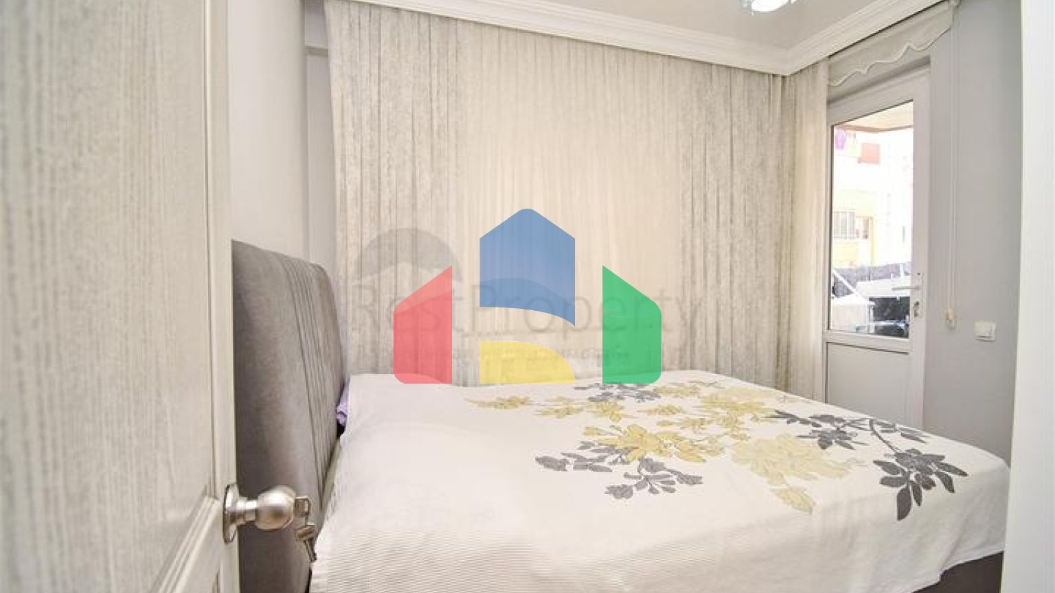 Квартира планування 3 + 1 в мікрорайоні Енігюн - Анталія