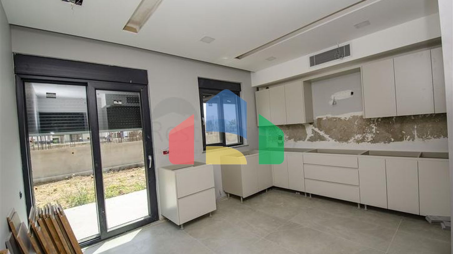 Вілли на завершальній стадії будівництва в районі Коньяалти