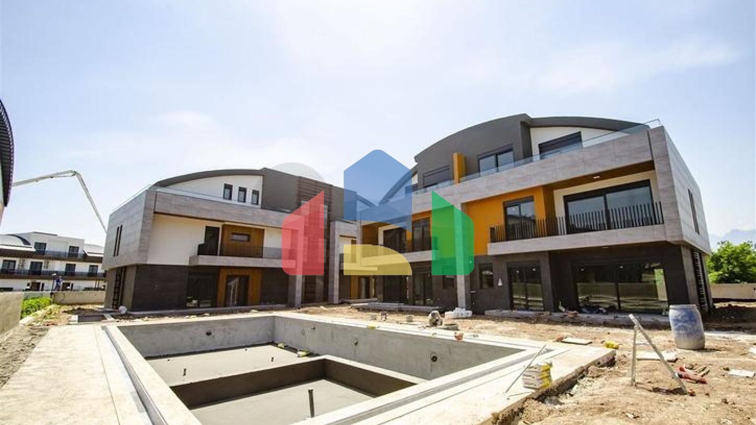 Вілли на завершальній стадії будівництва в районі Коньяалти