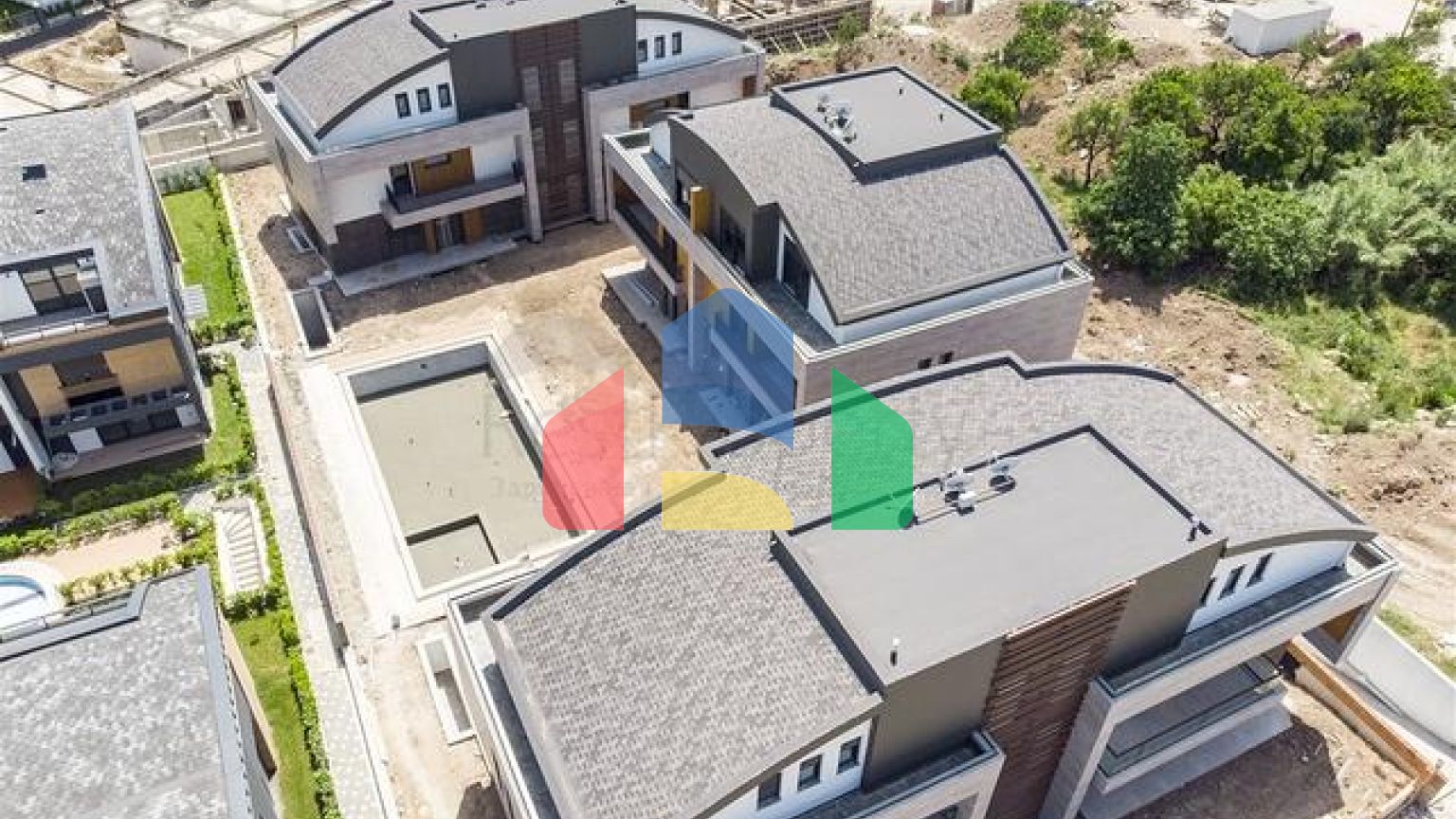Вілли на завершальній стадії будівництва в районі Коньяалти
