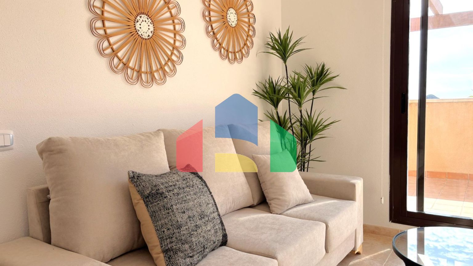 НОВЫЙ ГОТОВЫЙ ЖИЛОЙ КОМПЛЕКС В АГИЛАСЕ