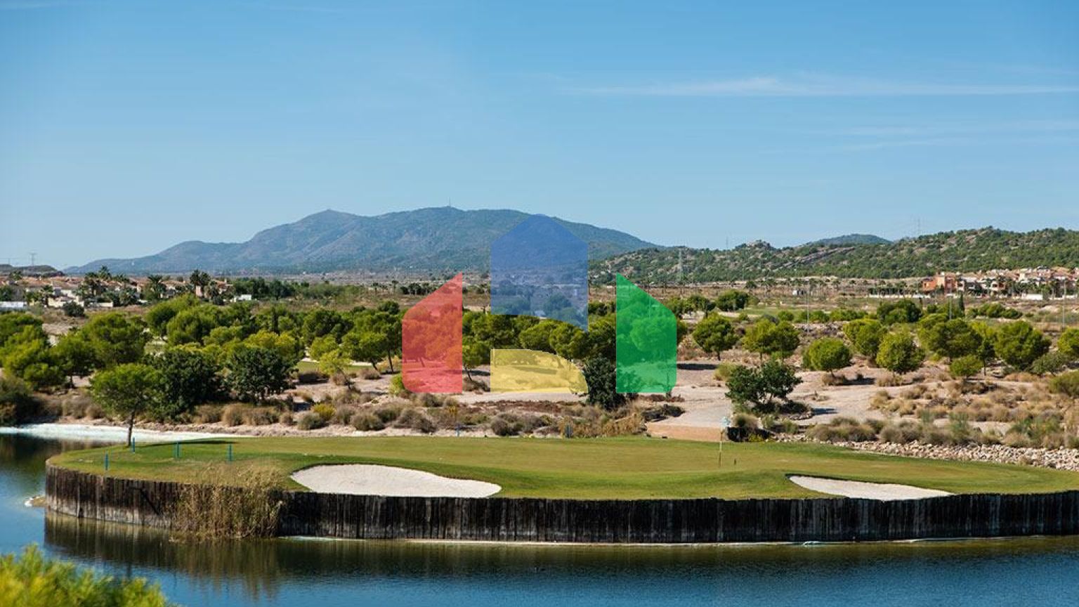 НОВЫЕ ТАУНХАУСЫ В ГОЛЬФ-КУРОРТЕ АЛЬТAНА, МУРСИЯ