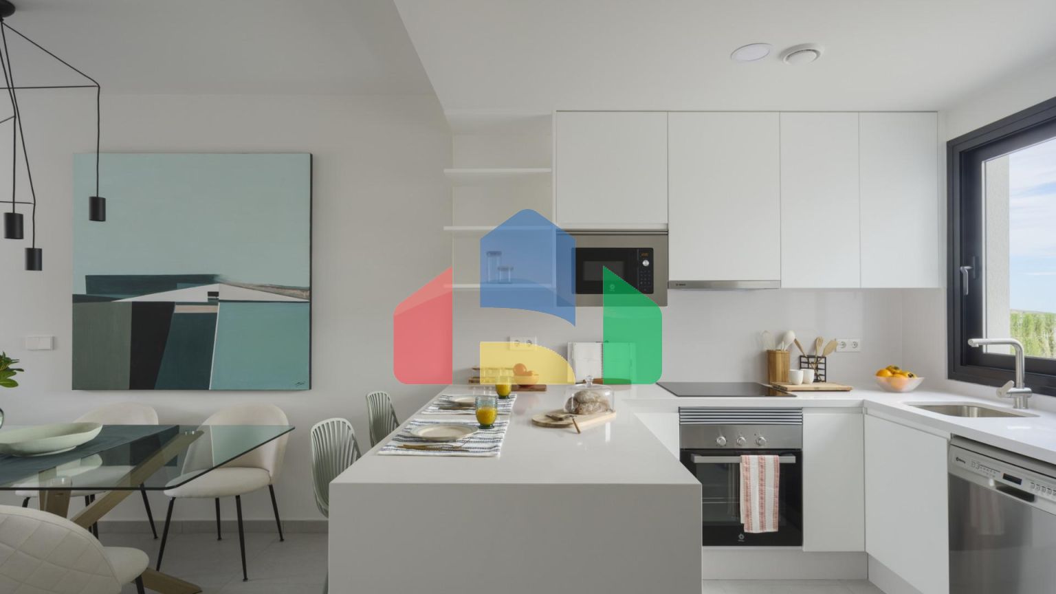 НОВЫЕ ТАУНХАУСЫ В ГОЛЬФ-КУРОРТЕ АЛЬТAНА, МУРСИЯ