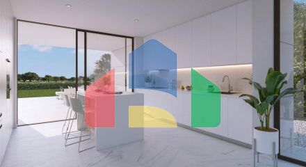 НОВЫЕ ВИЛЛЫ В ГОЛЬФ-КУРОРТЕ АЛЬТAНА, МУРСИЯ