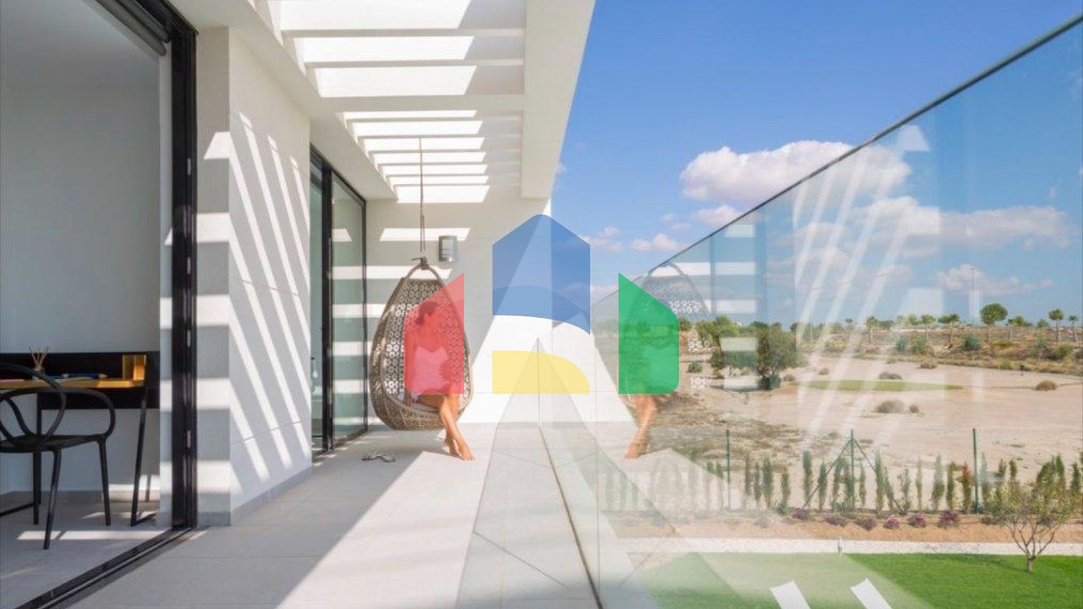 НОВЫЕ ВИЛЛЫ НА ГОЛЬФ-КУРОРТЕ АЛЬТAНА, МУРСИЯ