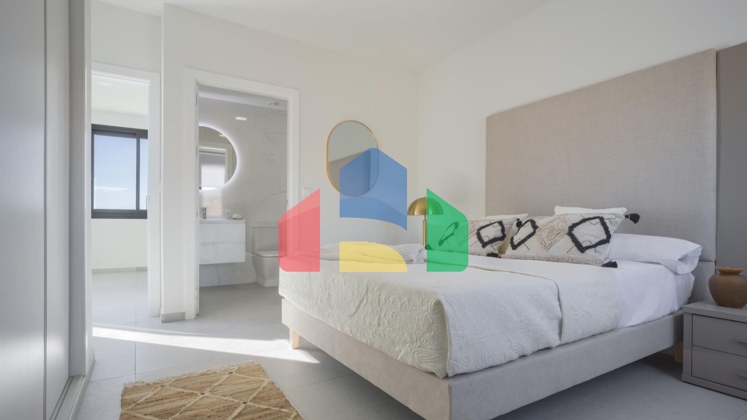 НОВЫЕ ТАУНХАУСЫ В ГОЛЬФ-КУРОРТЕ АЛЬТAНА, МУРСИЯ