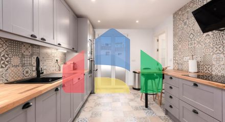 Стильная квартира с видом на горы и сад в Касарес-Плайя