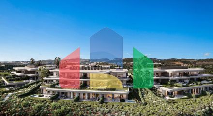 Роскошный новый комплекс в Касарес Коста — современная жизнь всего в 1,4 км от пляжа