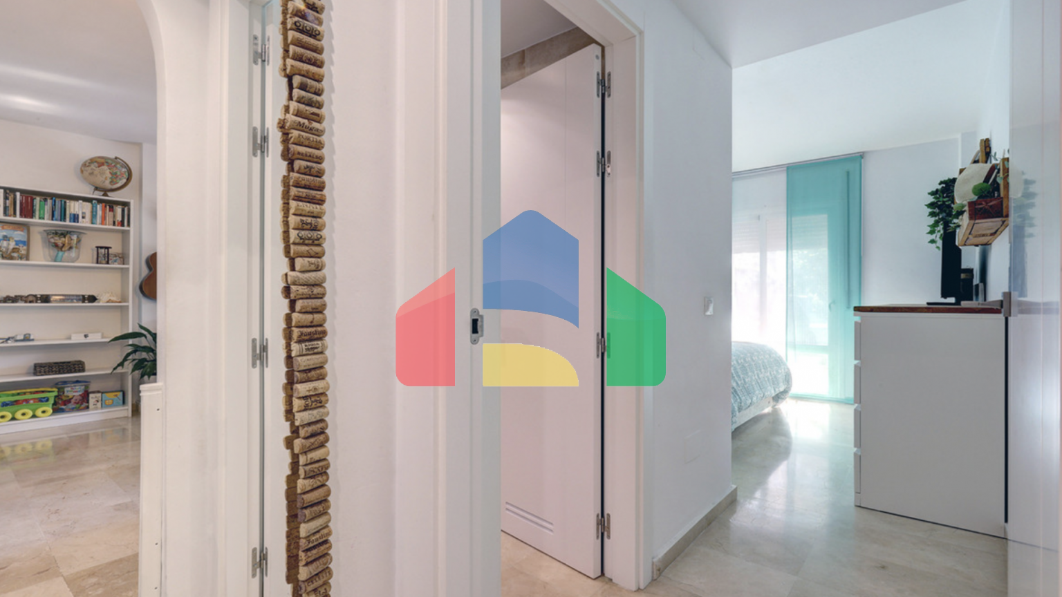 Красиво меблированный апартамент с 2 спальнями и 2 ванными комнатами на первом этаж в Эстепоне