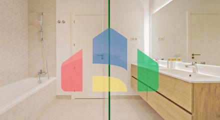 Фантастический двухквартирный дом с частным садом и невероятным панорамным видом на море!