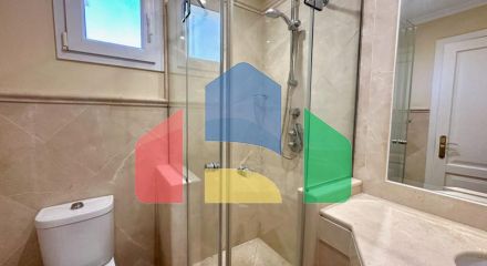 Квартира на среднем этаже на продажу в Касарес-Плая, 2 спальни, 2 ванные комнаты