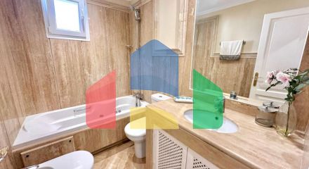 Квартира на среднем этаже на продажу в Касарес-Плая, 2 спальни, 2 ванные комнаты