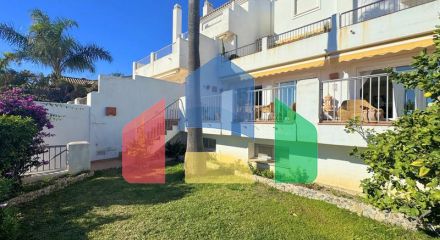 Spectacular duplex with panoramic sea views, a true oasis in Casares Costa,