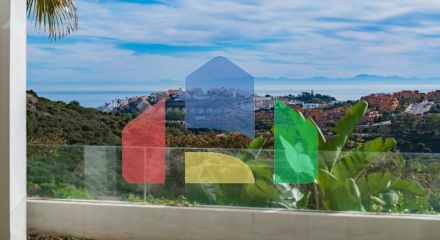 Потрясающая квартира с панорамным видом на море