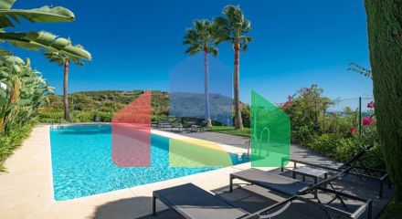 Потрясающая квартира с панорамным видом на море