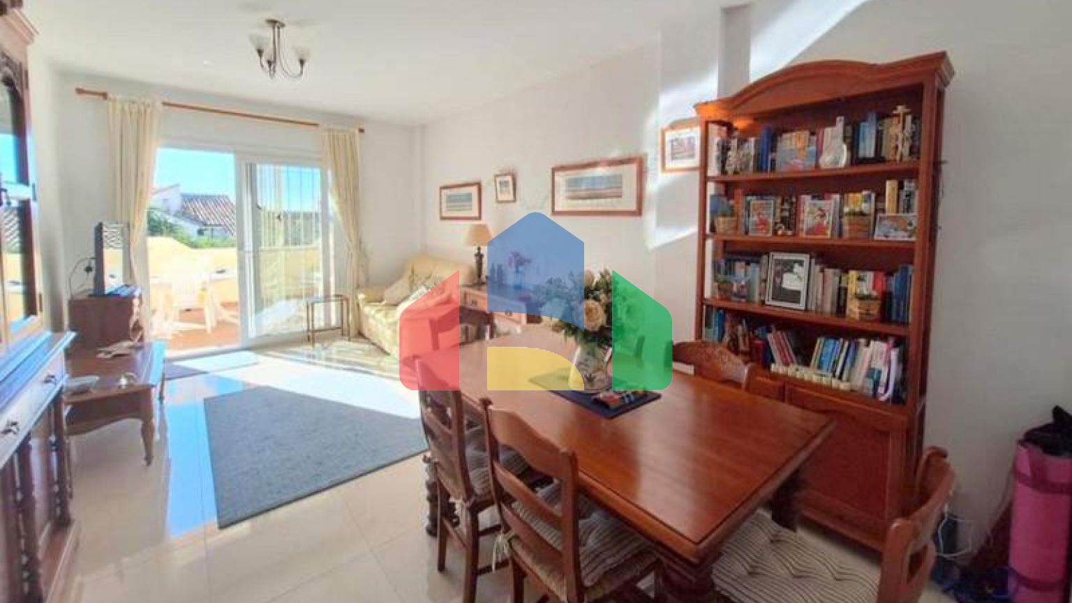 Стильная Квартира на Первом Этажe с Просторными Террасами в Касарес Плайя