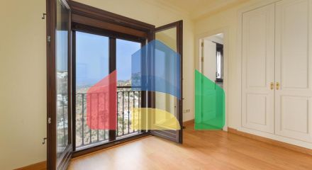 Очаровательный Таунхаус с Великолепными Видами в Касаресе Очаровательный Таунхаус с Великолепными Видами в Касаресе