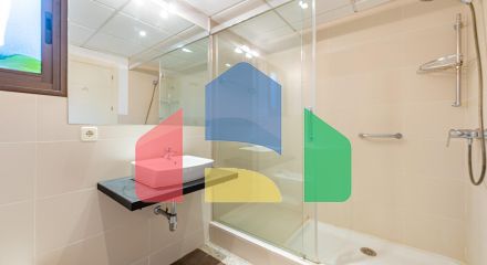 Фантастическая квартира в Касаресе, 2 спальни, 2 ванные комнаты Фантастическая квартира в Касаресе, 2 спальни, 2 ванные комнаты