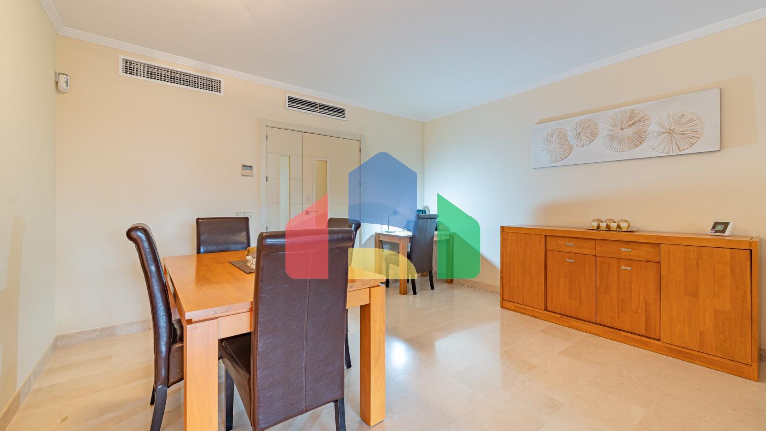 Фантастическая квартира в Касаресе, 2 спальни, 2 ванные комнаты