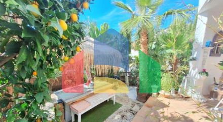 Просторная квартира на первом этаже с садом и южной ориентацией в Касаресе