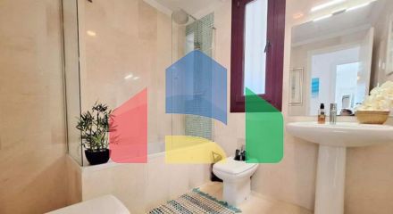 Просторная квартира на первом этаже с садом и южной ориентацией в Касаресе