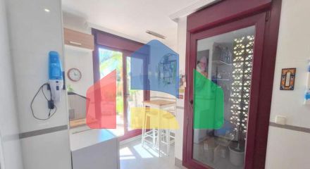 Просторная квартира на первом этаже с садом и южной ориентацией в Касаресе