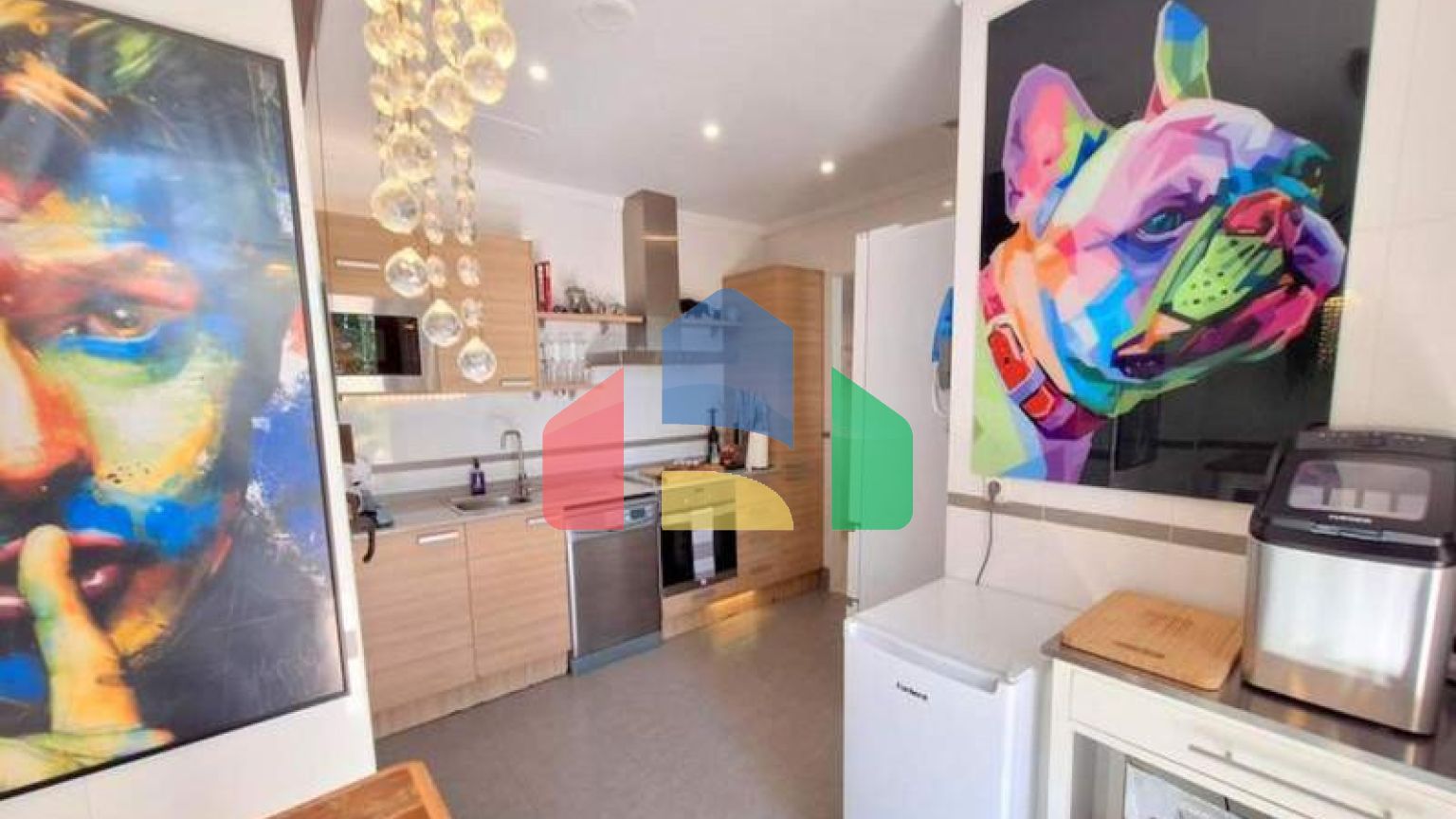 Просторная квартира на первом этаже с садом и южной ориентацией в Касаресе