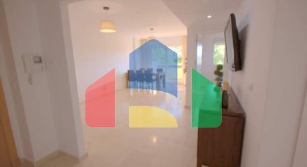 Просторная квартира на первом этаже с садом и южной ориентацией в Касаресе