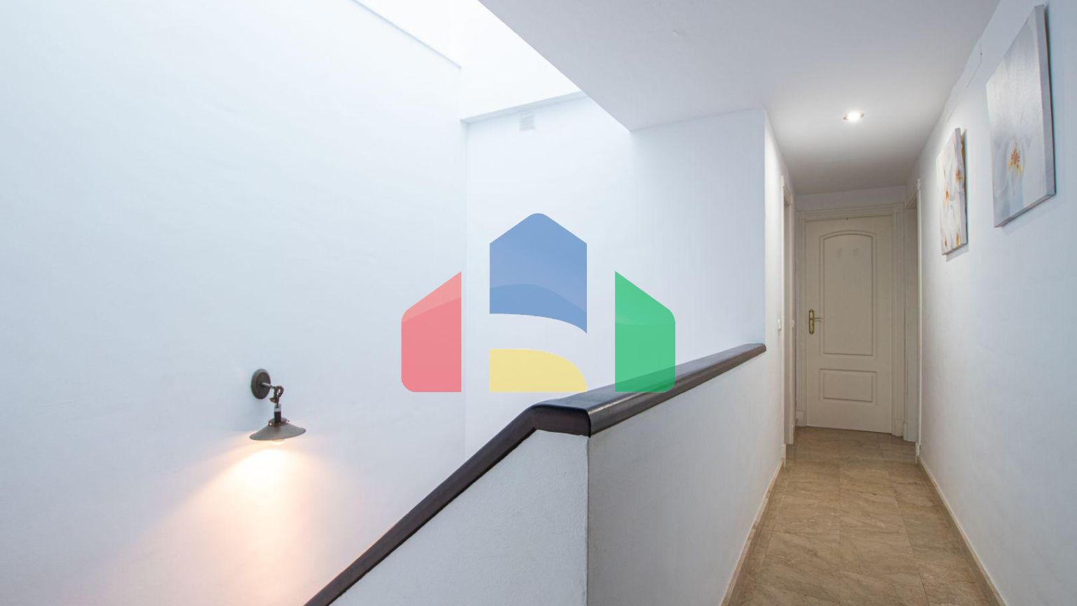 Дуплекс-пентхаус на первой линии пляжа с видом на море, 3 спальни, 3 ванные комнаты