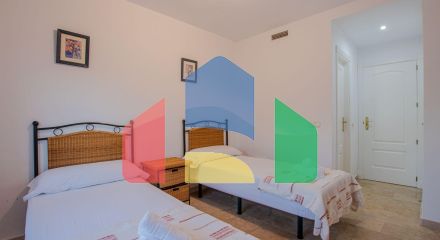 Дуплекс-пентхаус на первой линии пляжа с видом на море, 3 спальни, 3 ванные комнаты