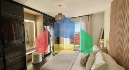 Светлый двухуровневый пентхаус с 2 спальнями и панорамным видом в Лос-Пакос, Фуэнхирола