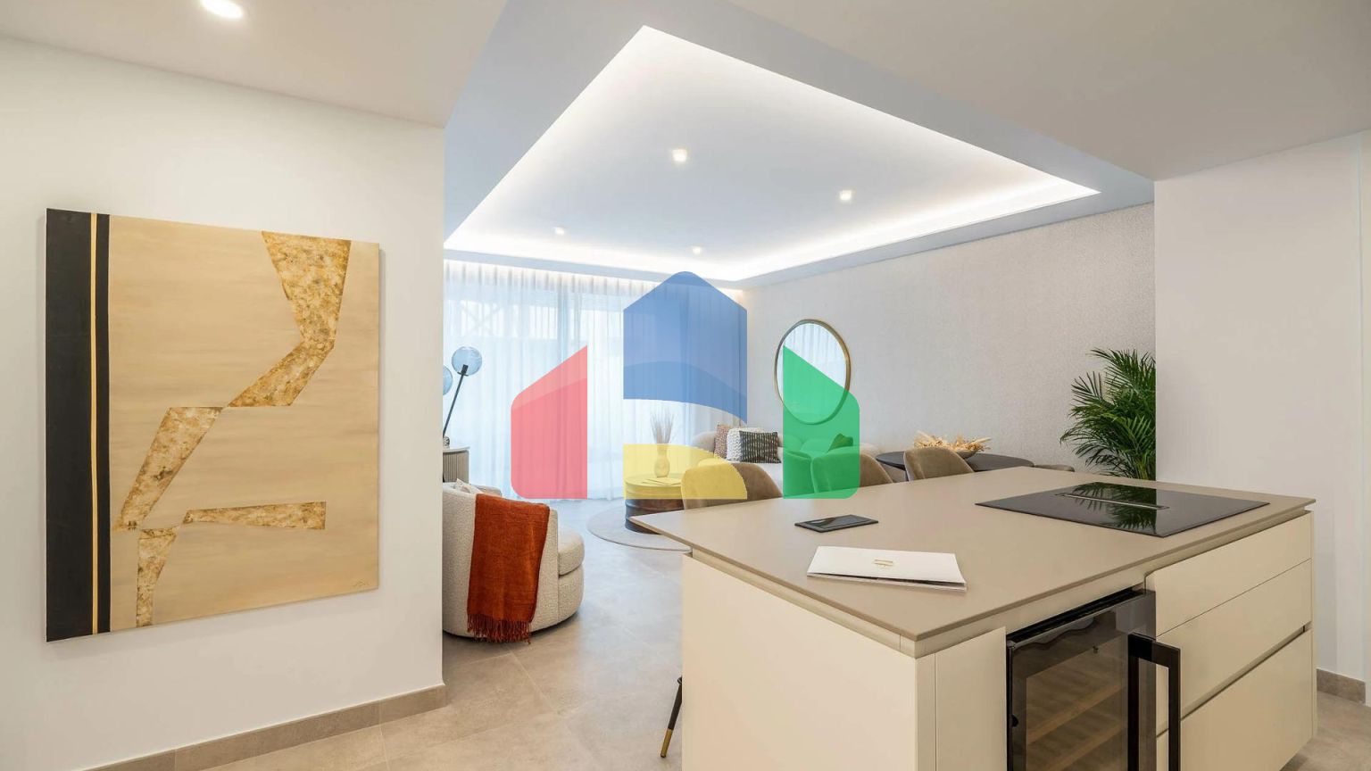 НОВЫЙ ЖИЛОЙ КОМПЛЕКС В ФУЭНХИРОЛЕ