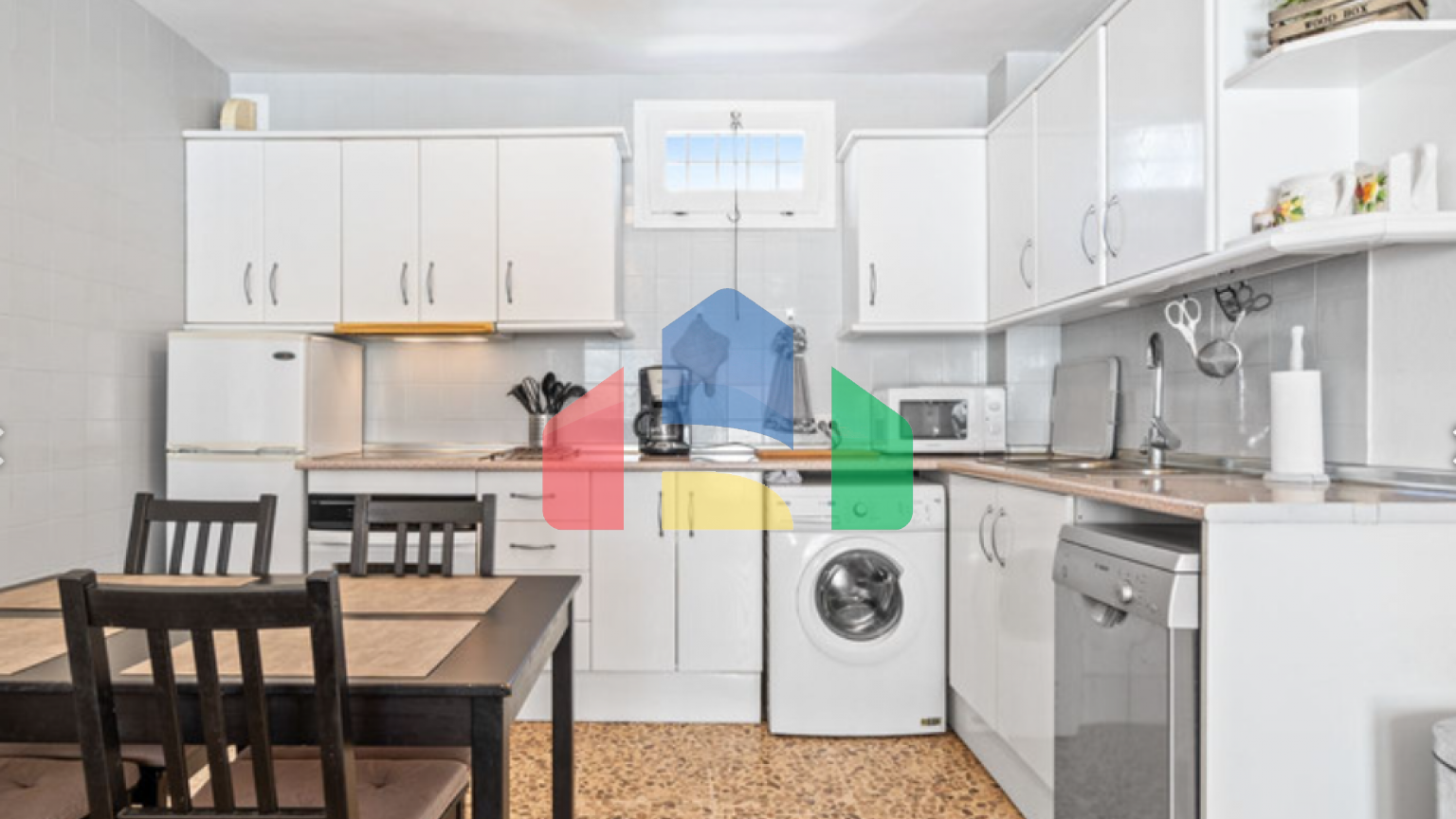 Очаровательная Квартира с Садом и 2 Спальнями с Видом на Бассейн в Сердце Торребланки Очаровательная Квартира с Садом и 2 Спальнями с Видом на Бассейн в Сердце Торребланки