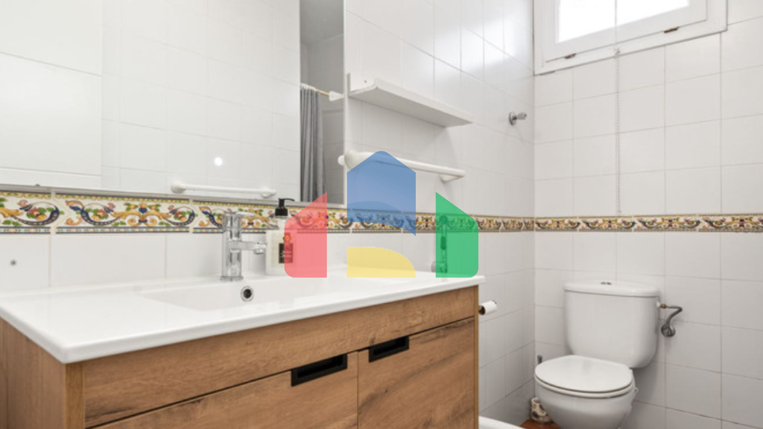 Очаровательная Квартира с Садом и 2 Спальнями с Видом на Бассейн в Сердце Торребланки